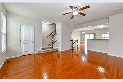 1958 Georgetown Dr, Pittsburgh, PA 15143 - Photo 10