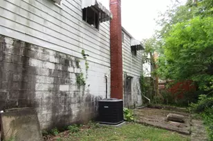 128 High Oak Pl, Pittsburgh, PA 15220 - Photo 4