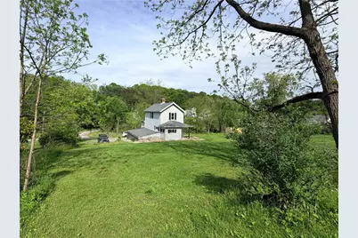 33 Hubbard Rd, Smith Township, PA 15021 - Photo 2