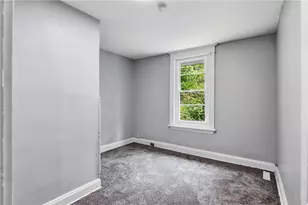 110 Milroy St, Pittsburgh, PA 15214 - Photo 22