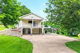425 Kennedy, Rostraver, PA 15012 - Photo 4