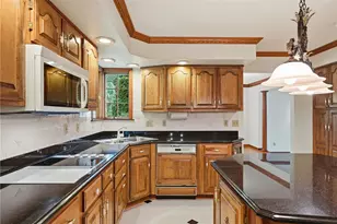 7 Grayhurst Dr, Wilkins Township, PA 15235 - Photo 18