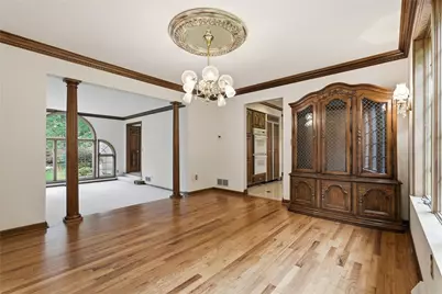7 Grayhurst Dr, Wilkins Township, PA 15235 - Photo 12