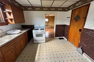 2344 McIntyre Rd, Conemaugh-Yough Townships, PA 15756 - Photo 8