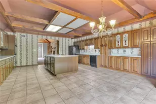 450 Knollwood Cir, Economy, PA 15042 - Photo 4
