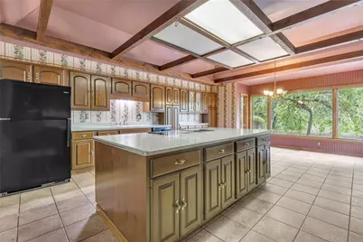 450 Knollwood Cir, Economy, PA 15042 - Photo 6