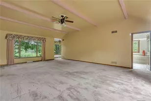 450 Knollwood Cir, Economy, PA 15042 - Photo 20
