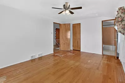 1411 Cardinal Drive, Scott Township, PA 15243 - Photo 12