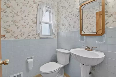 1411 Cardinal Drive, Scott Township, PA 15243 - Photo 10