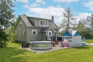 430 N Main St, Harrisville Boro, PA 16038 - Photo 2