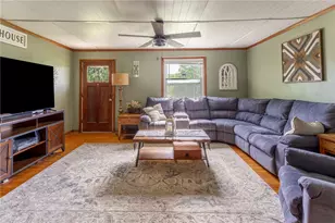 430 N Main St, Harrisville Boro, PA 16038 - Photo 10