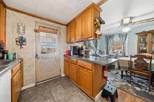 2000 Lafayette St, Pittsburgh, PA 15218 - Photo 10