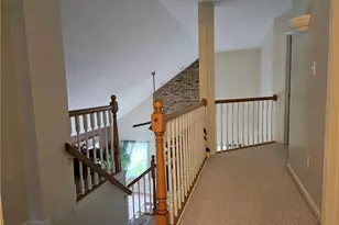 105 Sunburst Ct, Center Township, PA 16001 - Photo 46