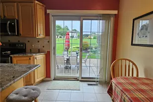 105 Sunburst Ct, Center Township, PA 16001 - Photo 24