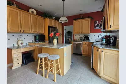 105 Sunburst Ct, Center Township, PA 16001 - Photo 30