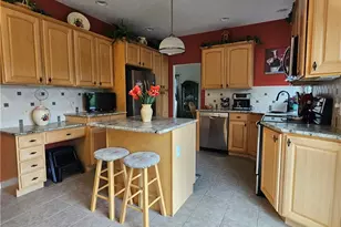 105 Sunburst Ct, Center Township, PA 16001 - Photo 30
