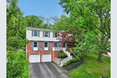 847 Macarthur Drive, Pittsburgh, PA 15228 - Photo 1