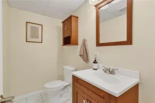 847 MacArthur Dr, Pittsburgh, PA 15228 - Photo 30