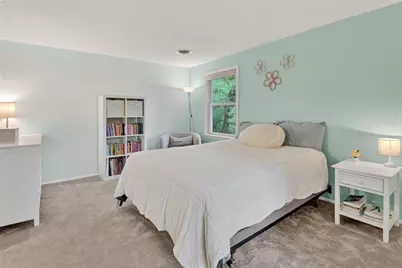 847 Macarthur Drive, Pittsburgh, PA 15228 - Photo 22