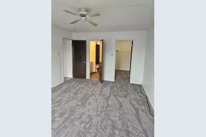 2160 Greentree Rd #606W, Scott Township, PA 15220 - Photo 8