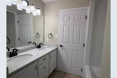 137 Robinson Dr, Pittsburgh, PA 15236 - Photo 22