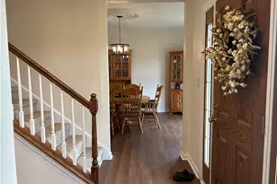 137 Robinson Dr, Pittsburgh, PA 15236 - Photo 8