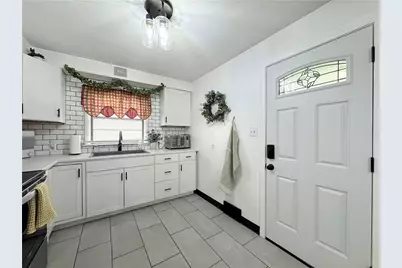 735 Depot St, Latrobe, PA 15650 - Photo 16