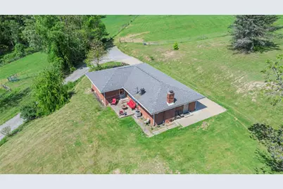 383 Ridgemont Dr, Ohioville, PA 15059 - Photo 6