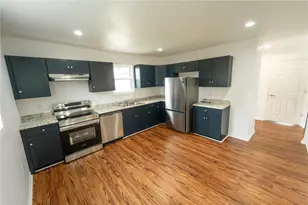 115 Laughlin St, Dawson, PA 15428 - Photo 8