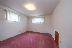 169 Keefer Dr, Pittsburgh, PA 15235 - Photo 12