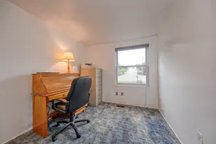 3000 Woodview Dr, Pittsburgh, PA 15101 - Photo 18
