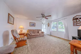 3000 Woodview Dr, Pittsburgh, PA 15101 - Photo 6