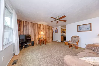 3000 Woodview Drive, Pittsburgh, PA 15101 - Photo 4