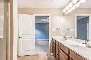 248 Broadstone Dr, Adams Township, PA 16046 - Photo 18