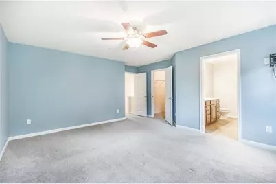 248 Broadstone Dr, Adams Township, PA 16046 - Photo 16