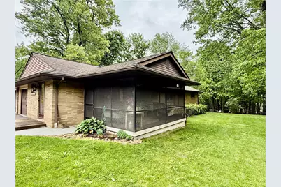 320 Saxonburg Rd, Summit Township, PA 16002 - Photo 2