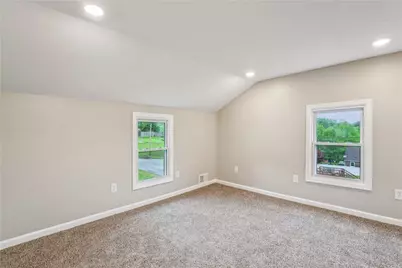 119 Ross Ave, West Mayfield, PA 15010 - Photo 20