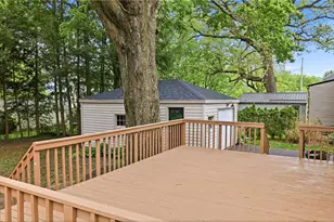 1408 Glenwood Dr, Sharon, PA 16146 - Photo 6