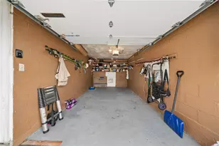2106 Lindsay Rd, Pittsburgh, PA 15221 - Photo 28