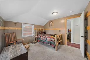 2106 Lindsay Rd, Pittsburgh, PA 15221 - Photo 22