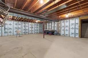 102 General Dr, North Union Township, PA 15401 - Photo 34