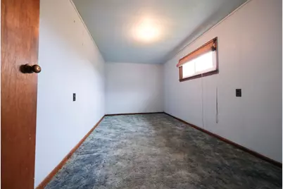 300 E 4th Street, East Brady, PA 16028 - Photo 12