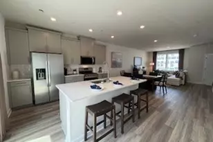 403 N Harmon Ct, Pittsburgh, PA 15090 - Photo 1