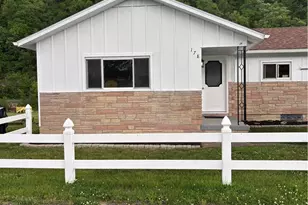 178 1st St, Clarksville, PA 15322 - Photo 2