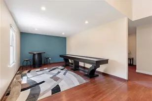 117 Dinwiddie Dr, Pittsburgh, PA 15068 - Photo 2