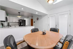 117 Dinwiddie Dr, Pittsburgh, PA 15068 - Photo 10