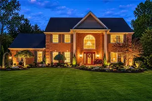 209 Redwood Dr, Peters Township, PA 15367 - Photo 2
