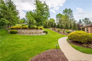 209 Redwood Dr, Peters Township, PA 15367 - Photo 40