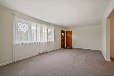 5393 Overland Trl, Pittsburgh, PA 15236 - Photo 6