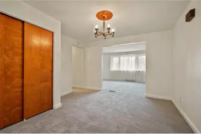 5393 Overland Trl, Pittsburgh, PA 15236 - Photo 8